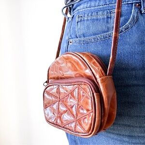 Vintage Canteen Embossed Textured Leather Crossbody Bag Women’s Purse